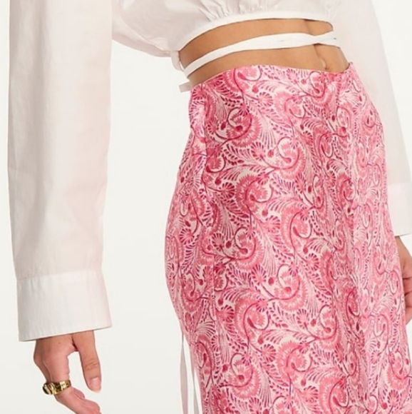 J.Crew Pink Swirl Slip Skirt Size Medium - Picture 2 of 6